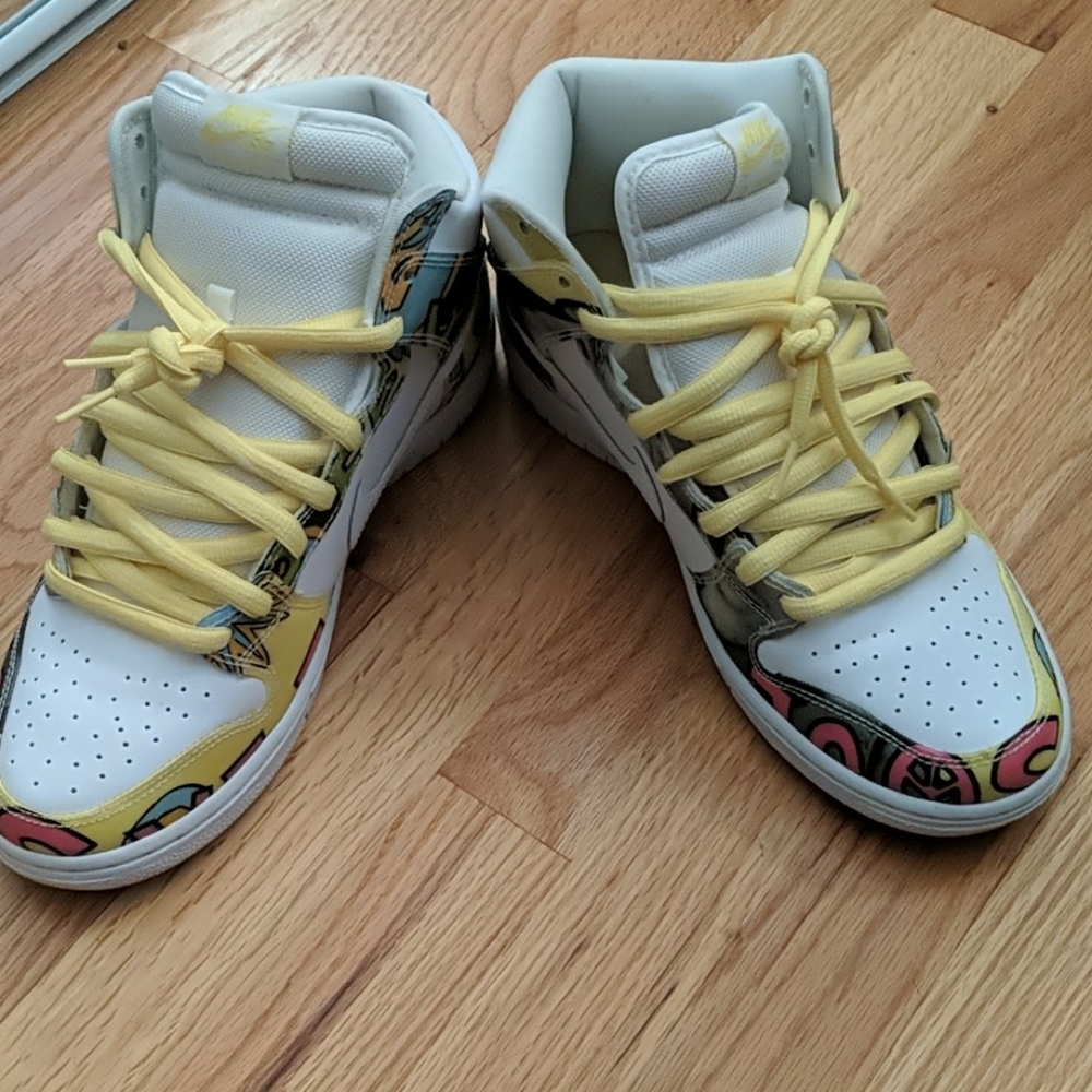 Nike De La Soul hi dunks